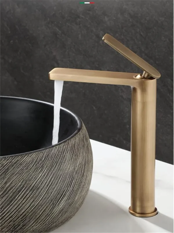 Basin Faucets Antique Bronze Bathroom Faucet Hot & Cold Brass Bathroom Sink Faucet Deck Mounted Lavotory Faucet  Mixer Water Tap