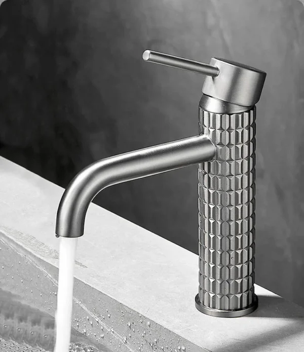 Brush Gold Basin Faucet Chrome Hot and Cold Mixers Wash Basin Faucet Taps Black Basin Faucets