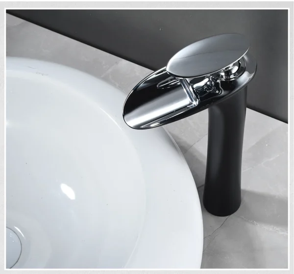 Modern White Bathroom Faucet Waterfall faucets Single Hole Cold and Hot Water Tap
