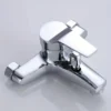 Shower Faucet Made of Alloy Material, Wall-Mounted Triple Mixer Faucet, Comfortable to Hold, Suitable for Home Bathroom
