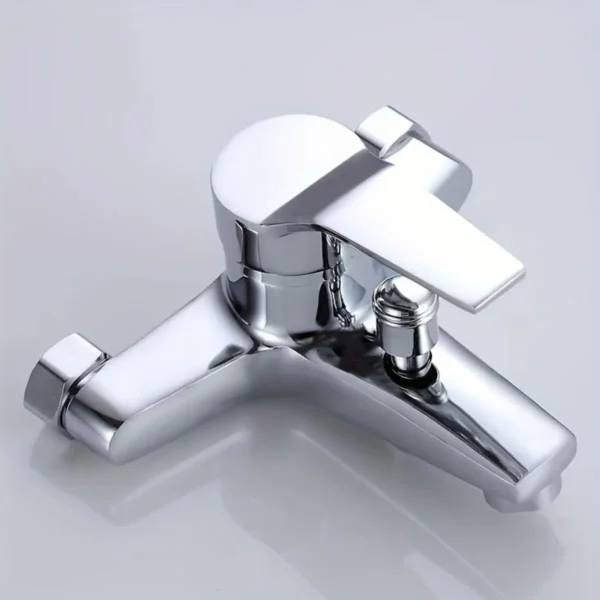 Shower Faucet Made of Alloy Material, Wall-Mounted Triple Mixer Faucet, Comfortable to Hold, Suitable for Home Bathroom