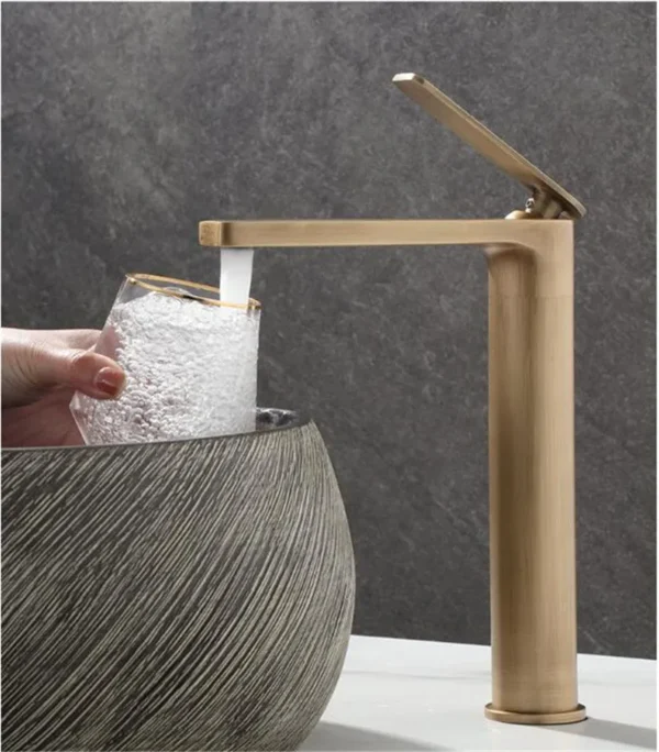 Basin Faucets Antique Bronze Bathroom Faucet Hot & Cold Brass Bathroom Sink Faucet Deck Mounted Lavotory Faucet  Mixer Water Tap