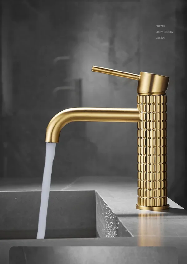 Brush Gold Basin Faucet Chrome Hot and Cold Mixers Wash Basin Faucet Taps Black Basin Faucets
